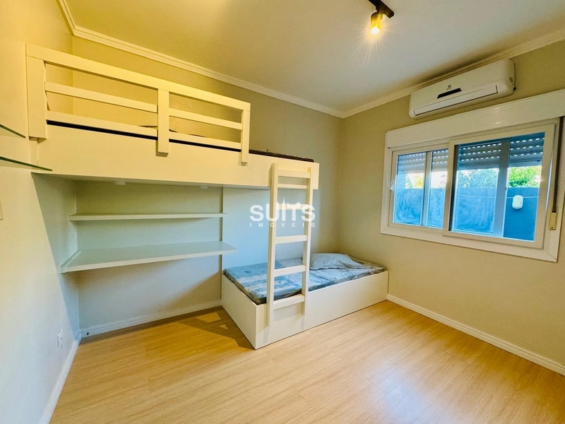 Belíssima Casa de Esquina  em Noiva do Mar: 13ª foto da galeria de imagens do imóvel