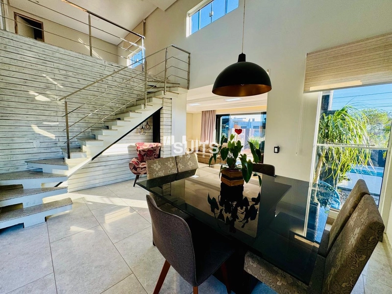 Belíssima Casa de Esquina  em Noiva do Mar: 7ª foto da galeria de imagens do imóvel