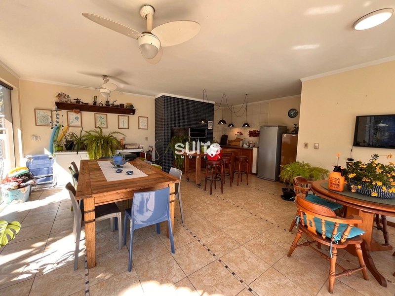 Excelente sobrado na praia de Atlântida: 12ª foto da galeria de imagens do imóvel