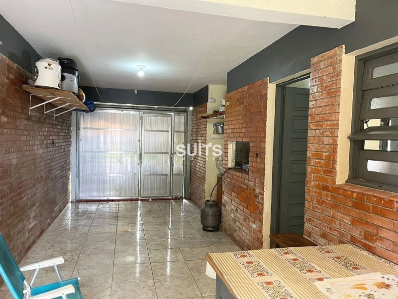 Excelente casa com dois terrenos no centro de Xangri-lá.: 25ª foto da galeria de imagens do imóvel