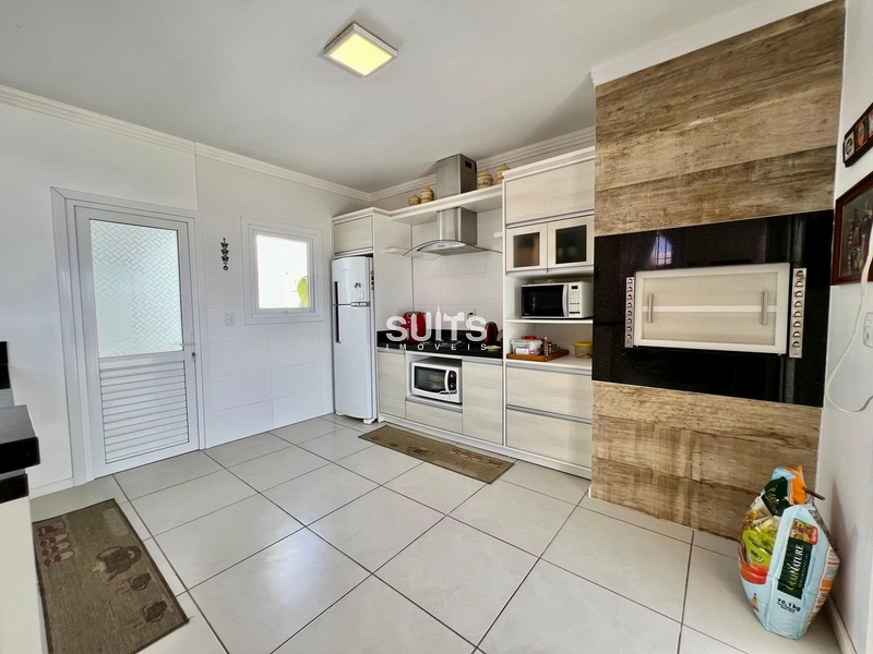 Excelente casa à poucos metros do mar na praia de Rainha do Mar: 13ª foto da galeria de imagens do imóvel