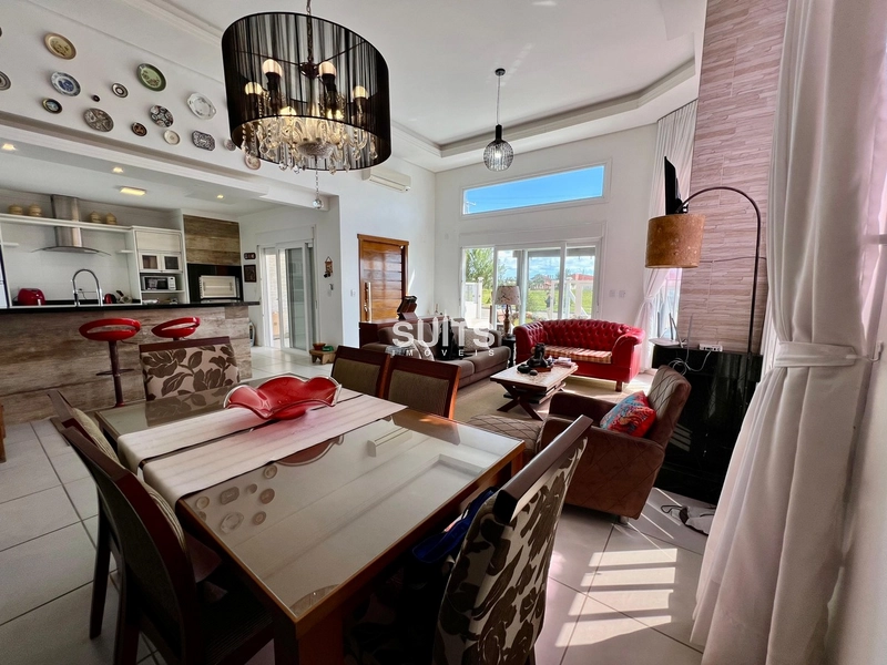 Excelente casa à poucos metros do mar na praia de Rainha do Mar: 55ª foto da galeria de imagens do imóvel