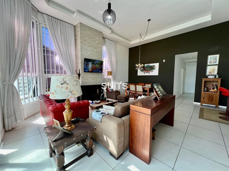 Excelente casa à poucos metros do mar na praia de Rainha do Mar: 24ª foto da galeria de imagens do imóvel