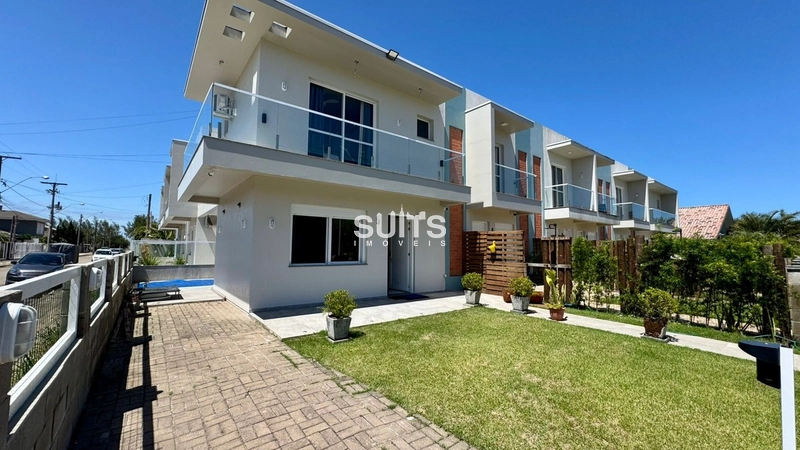 Excelente duplex à poucos metros mar no centro de Xangri-lá.: 2ª foto da galeria de imagens do imóvel