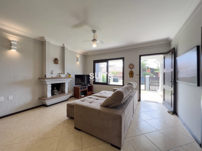 Excelente casa à venda no centro de Xangri-lá: 6ª foto da galeria de imagens do imóvel