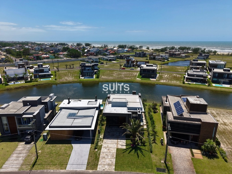 Excelente sobrado à venda no cond. beira mar Costa Serena: 4ª foto da galeria de imagens do imóvel