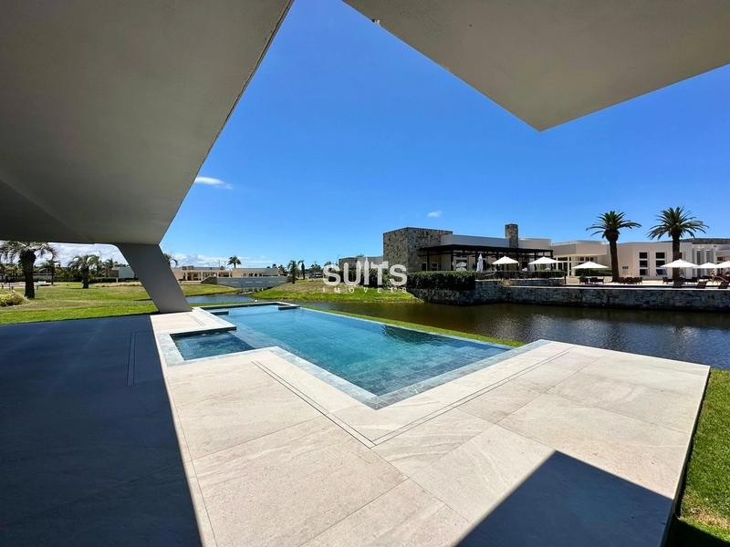 Excelente mansão á venda no Condomínio Enseada: 11ª foto da galeria de imagens do imóvel