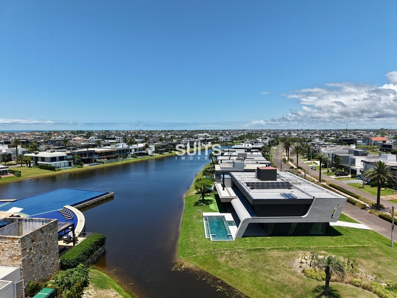 Excelente mansão á venda no Condomínio Enseada: 6ª foto da galeria de imagens do imóvel