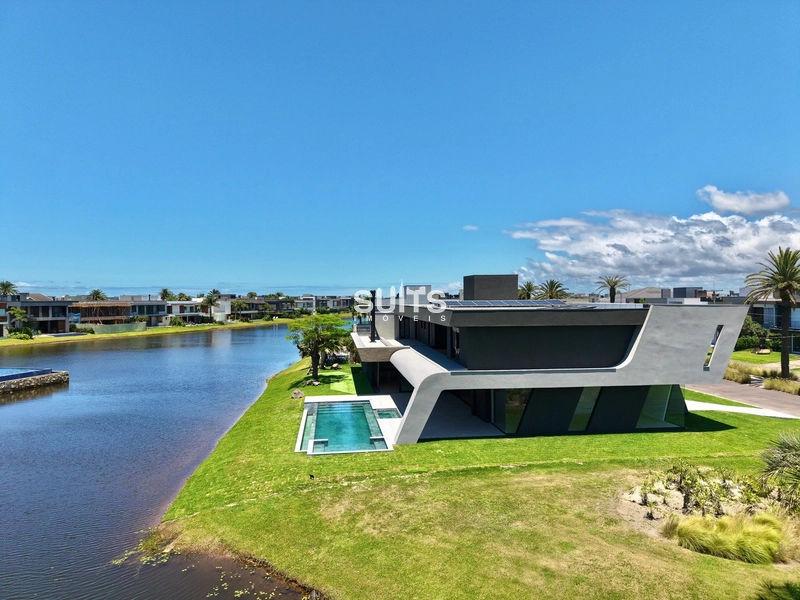 Excelente mansão á venda no Condomínio Enseada: 5ª foto da galeria de imagens do imóvel