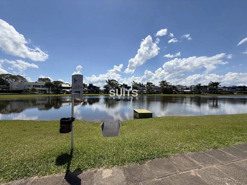 Execelente sobrado á venda no condominio Lagos Park: 8ª foto da galeria de imagens do imóvel