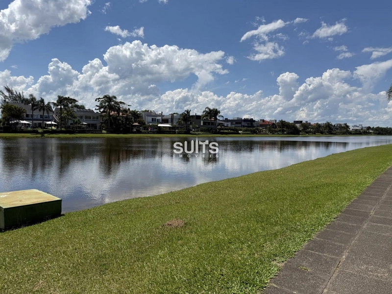 Execelente sobrado á venda no condominio Lagos Park: 5ª foto da galeria de imagens do imóvel