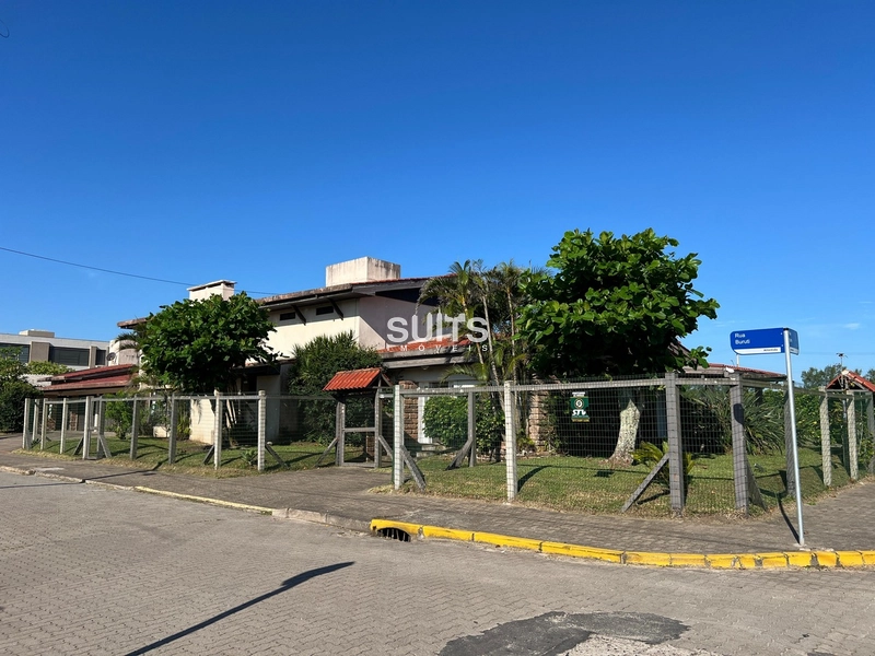 Excelente casa á venda na Praia de Atlântida: 1ª foto da galeria de imagens do imóvel