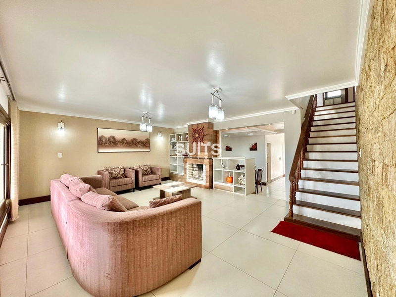 Excelente sobrado à venda na praia de Rainha do Mar em Xangri-lá: 3ª foto da galeria de imagens do imóvel