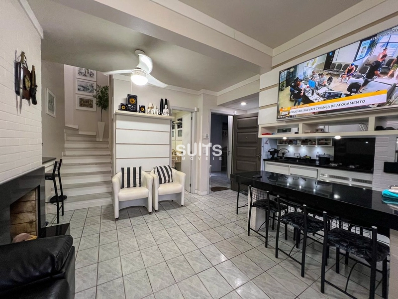 Excelente duplex à venda no centro de Xangri-lá: 1ª foto da galeria de imagens do imóvel