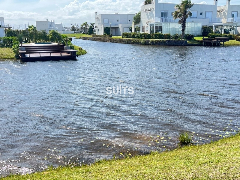 Excelente sobrado beira lago no condomínio Pateo Marbella: 47ª foto da galeria de imagens do imóvel