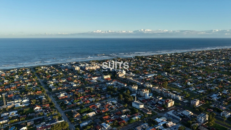 Excelente casa á venda na Atlântida: 2ª foto da galeria de imagens do imóvel