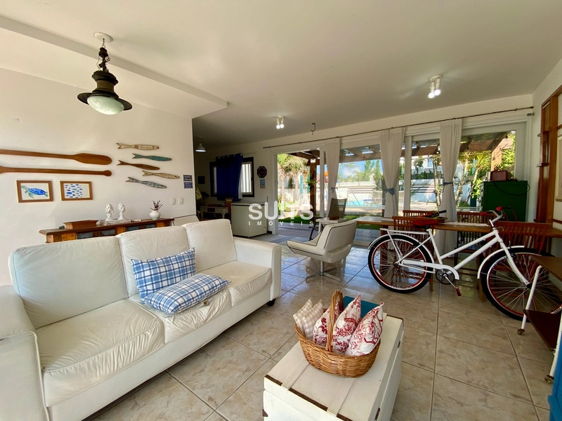 Excelente sobrando à venda na praia de Atlântida: 25ª foto da galeria de imagens do imóvel