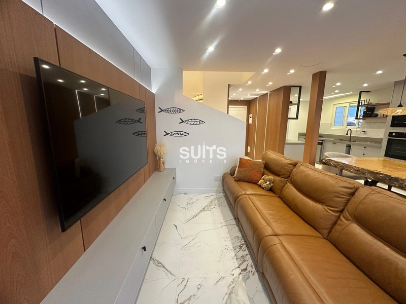 Excelente sobrado à venda no condomínio Pateo Marbella em Xangri-lá: 3ª foto da galeria de imagens do imóvel