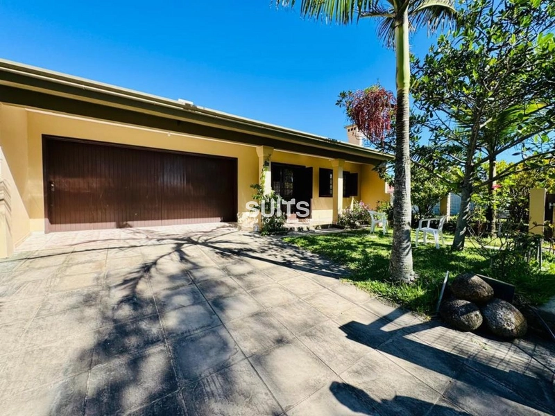 Excelente casa à venda em Arpoador