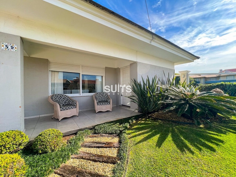 Excelente casa à venda no Centro de Xangri-Lá!!: 3ª foto da galeria de imagens do imóvel