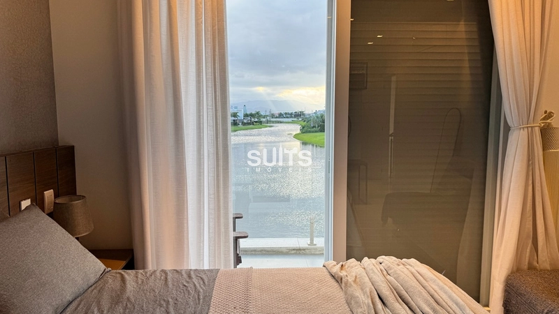 Excelente sobrado à venda no condomínio Enseada: 26ª foto da galeria de imagens do imóvel