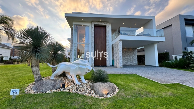 Excelente sobrado à venda no condomínio Enseada: 57ª foto da galeria de imagens do imóvel