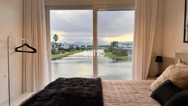 Excelente sobrado à venda no condomínio Enseada: 21ª foto da galeria de imagens do imóvel