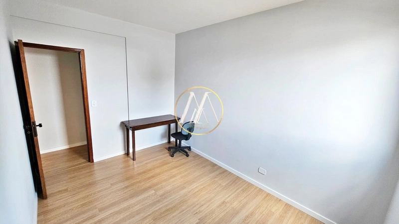 Apartamento mobiliado com 3 dormitórios e suíte no Centro de Londrina: 4ª foto da galeria de imagens do imóvel