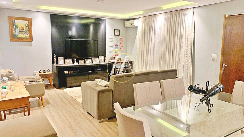 Casa com 3 dormitórios, área gourmet e piscina: 2ª foto da galeria de imagens do imóvel