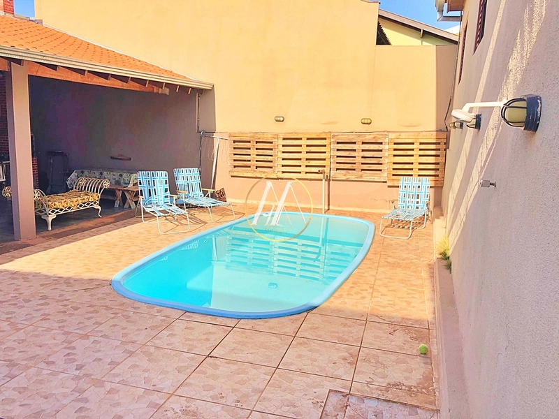 Casa com 3 dormitórios, área gourmet e piscina: 18ª foto da galeria de imagens do imóvel