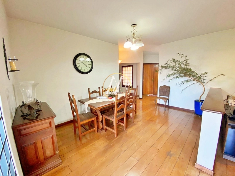 Casa à venda com 3 quartos e 664m² de terreno no Centro de Cambé: 10ª foto da galeria de imagens do imóvel