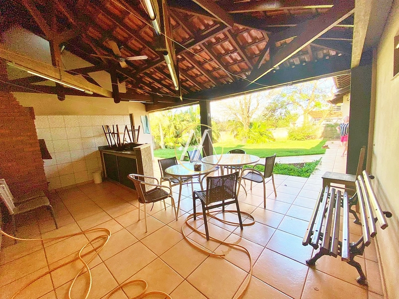 Casa à venda com 3 quartos e 664m² de terreno no Centro de Cambé: 37ª foto da galeria de imagens do imóvel