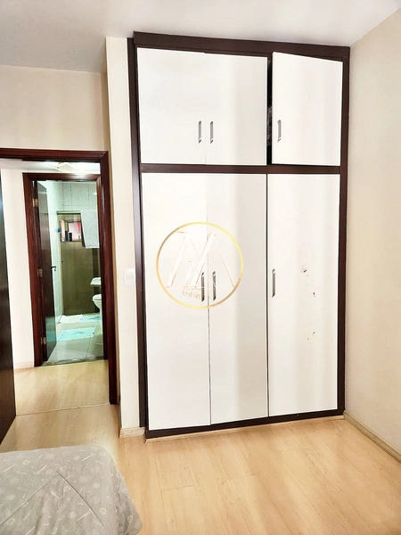 Apartamento com 89m² na rua Santos, 3 dormitórios, armários: 7ª foto da galeria de imagens do imóvel