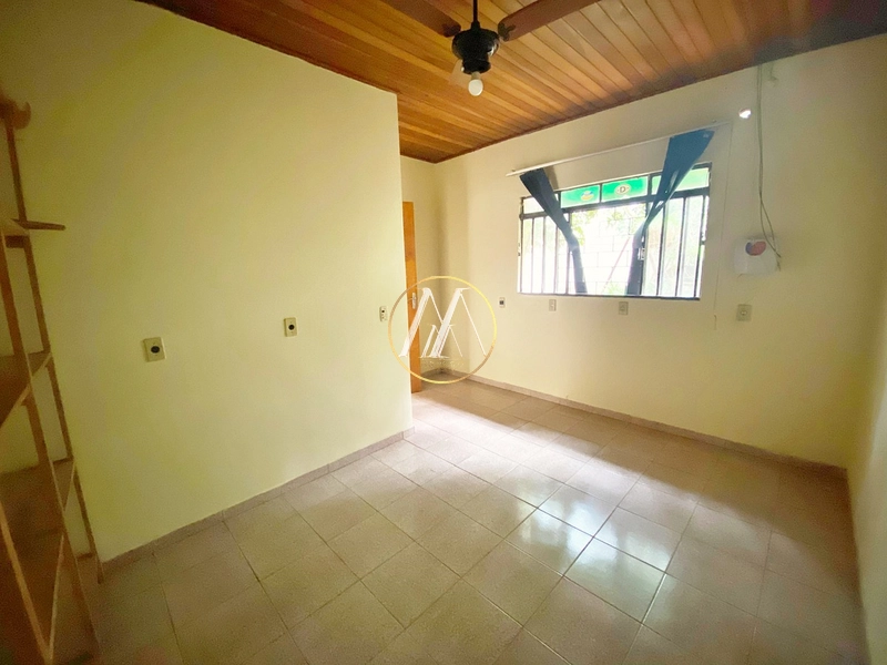 Casa com 5 dormitórios, uma suíte à venda no centro de Rolândia, 263m²: 47ª foto da galeria de imagens do imóvel
