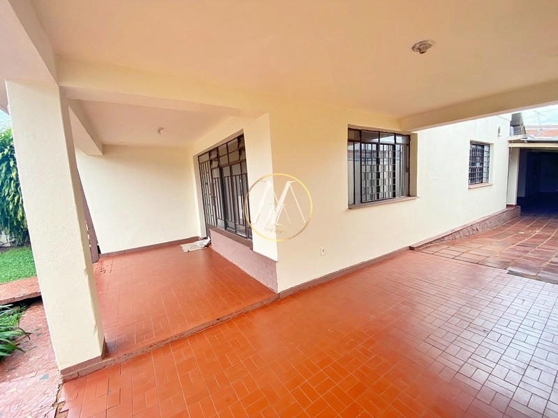 Casa com 5 dormitórios, uma suíte à venda no centro de Rolândia, 263m²: 49ª foto da galeria de imagens do imóvel