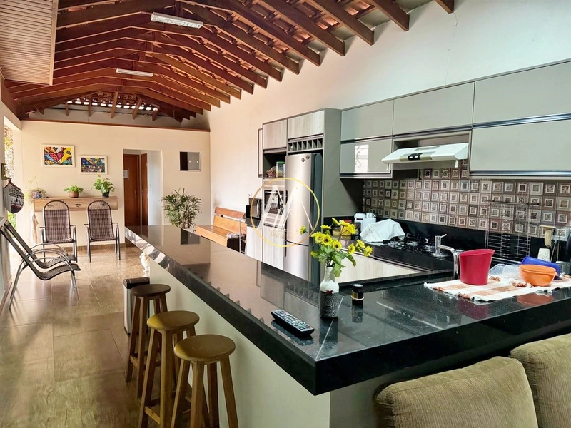 Casa à venda com 3 suítes, lazer com piscina e área gourmet, Shangrilá: 6ª foto da galeria de imagens do imóvel