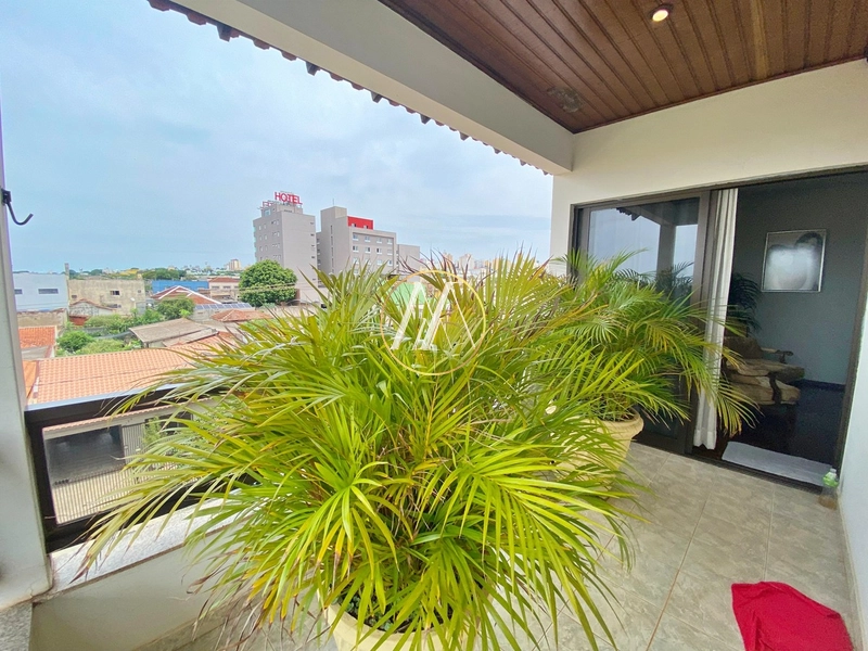 Casa comercial à venda com 660m² e barracão no Centro – Londrina/PR: 36ª foto da galeria de imagens do imóvel