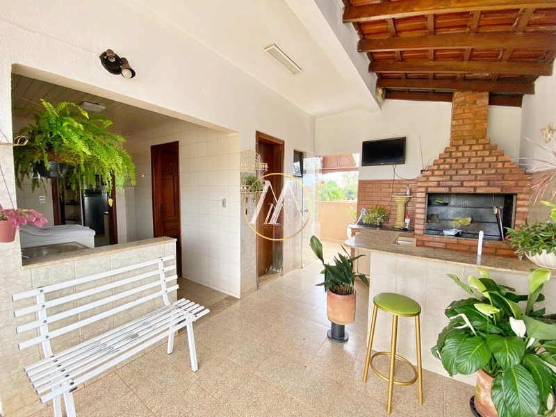 Casa comercial à venda com 660m² e barracão no Centro – Londrina/PR: 24ª foto da galeria de imagens do imóvel