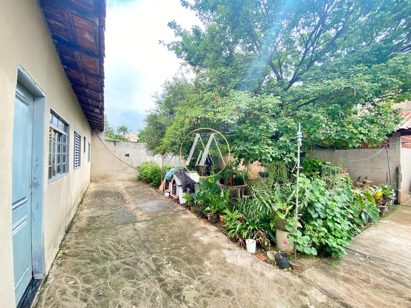 Imóvel com 3 casas em terreno amplo de 600 m² no Centro – Londrina/PR: 26ª foto da galeria de imagens do imóvel