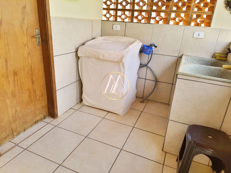 Casa com edícula, suíte e 402 m² de terreno – Londrina/PR: 24ª foto da galeria de imagens do imóvel