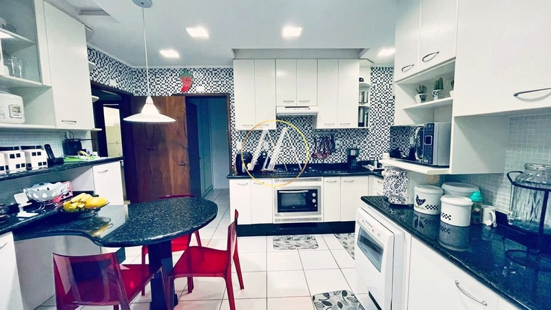 Apartamento à venda com 4 quartos e suíte na Rua Santos, Londrina: 8ª foto da galeria de imagens do imóvel
