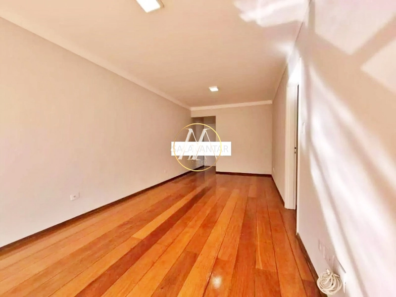 Apartamento reformado à venda com 3 quartos no Centro – Londrina: 2ª foto da galeria de imagens do imóvel