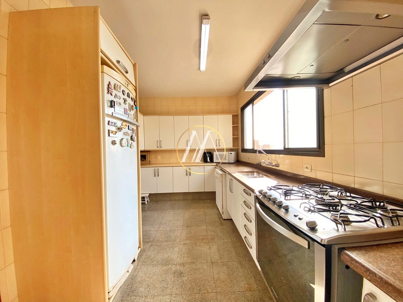 Apartamento à venda com 3 dormitórios (2 suítes) e 249 m² – Centro: 28ª foto da galeria de imagens do imóvel