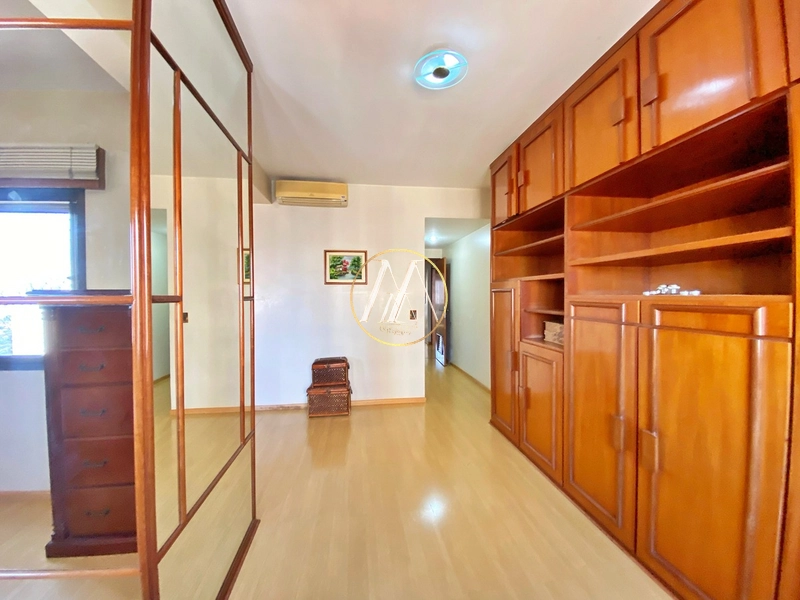 Apartamento à venda com 3 dormitórios (2 suítes) e 249 m² – Centro: 43ª foto da galeria de imagens do imóvel