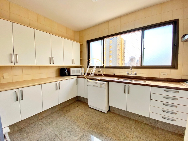 Apartamento à venda com 3 dormitórios (2 suítes) e 249 m² – Centro: 29ª foto da galeria de imagens do imóvel