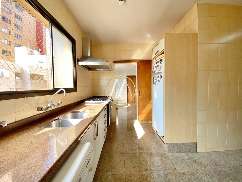 Apartamento à venda com 3 dormitórios (2 suítes) e 249 m² – Centro: 30ª foto da galeria de imagens do imóvel