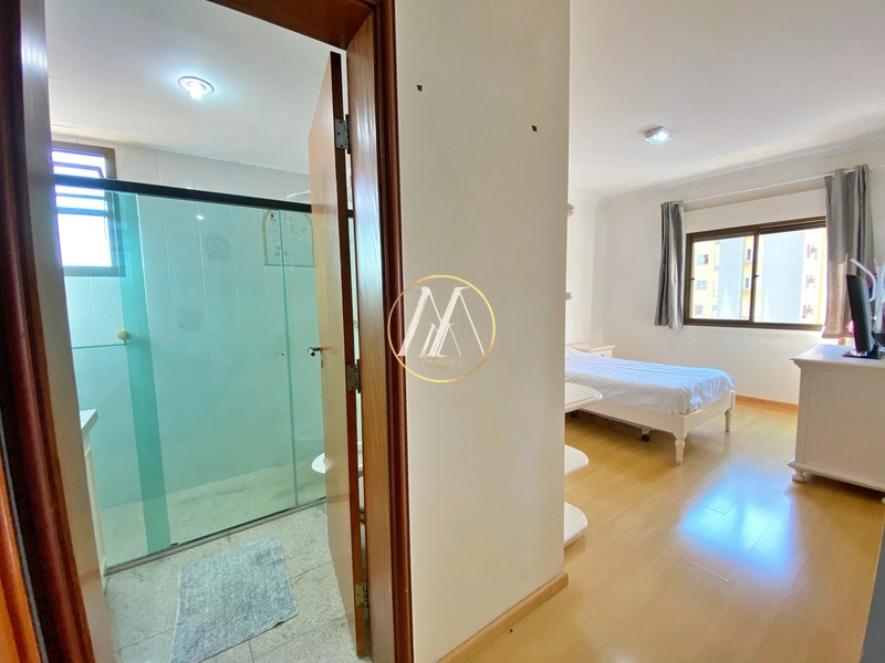 Apartamento à venda com 3 dormitórios (2 suítes) e 249 m² – Centro: 34ª foto da galeria de imagens do imóvel