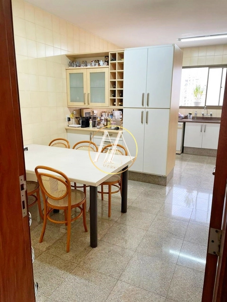 Apartamento à venda com 3 dormitórios (2 suítes) e 249 m² – Centro: 8ª foto da galeria de imagens do imóvel