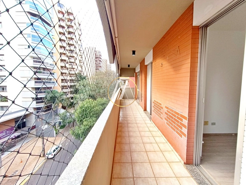 Apartamento à venda – Rua Santos, 3 quartos, suíte, 137 m², 2 vagas: 2ª foto da galeria de imagens do imóvel