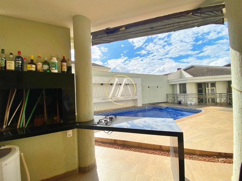 Excepcional casa de alto padrão à venda com 4 suítes,piscina e quintal: 107ª foto da galeria de imagens do imóvel